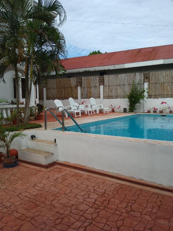 Beth'S Villa Moalboal Kültér fotó